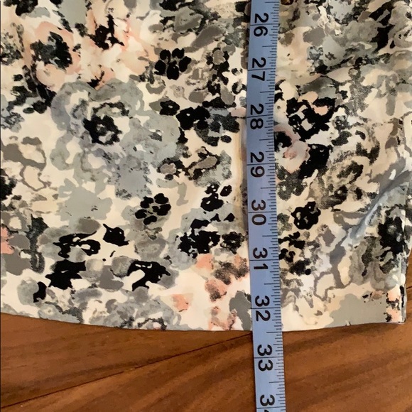 Kenzie Front-zip mini dress - Picture 10 of 11